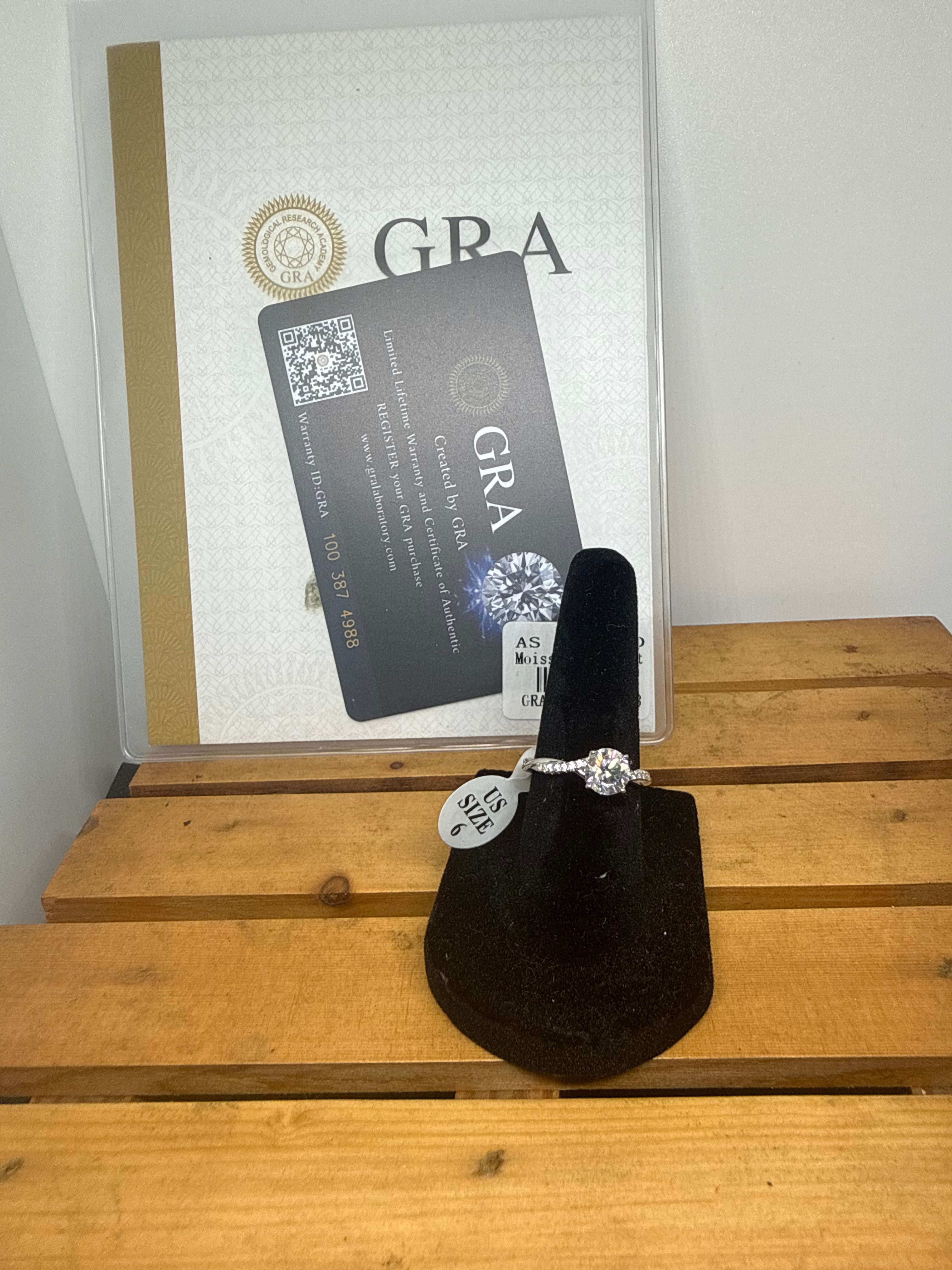 Solitaire Engagement Ring — Size 6